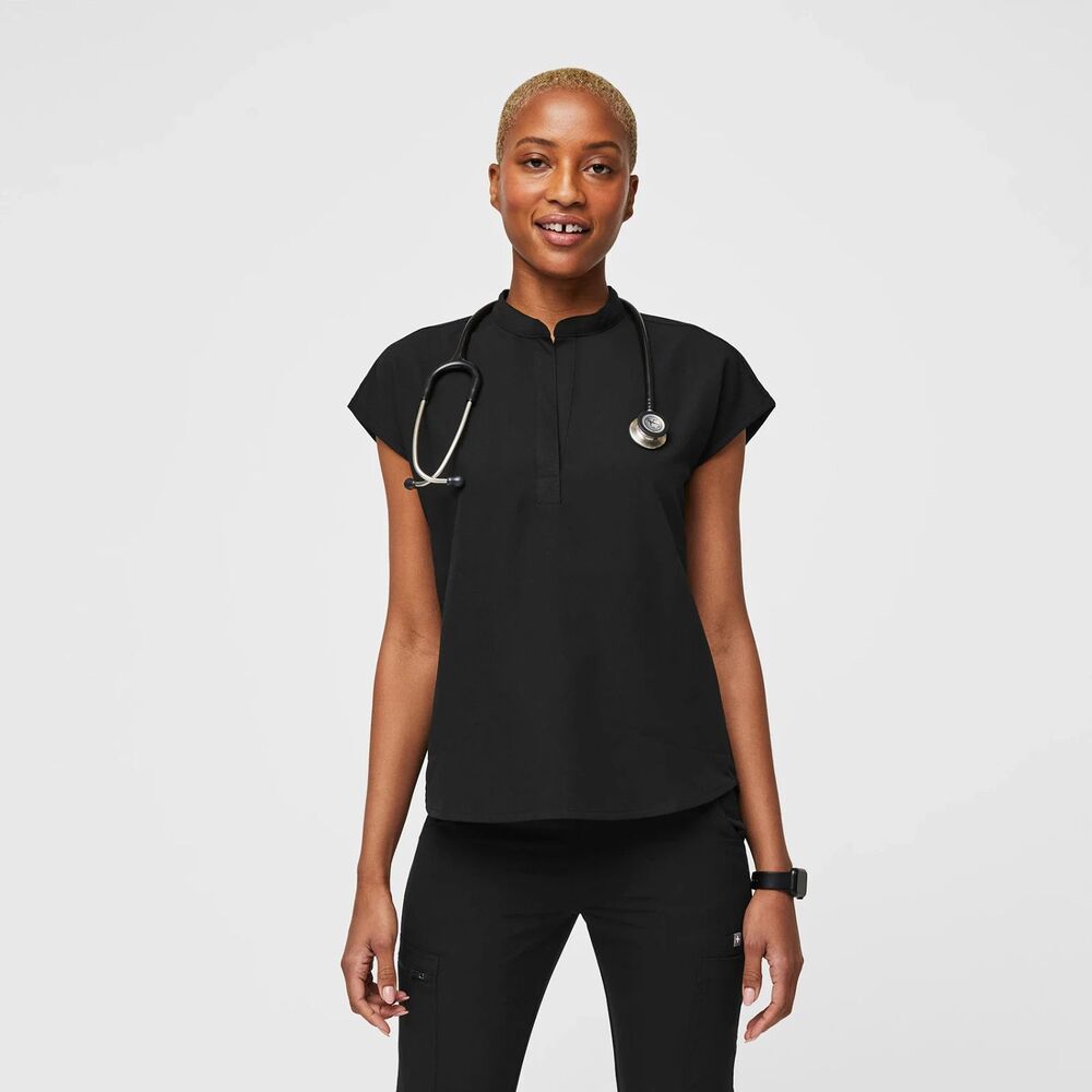 Figs Rafaela Women's Black Oversized Scrub Top Short Sleeve Size XL / WXXSW1003